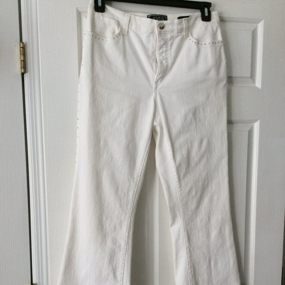 Vintage NYDJ premium denim white jeans embellished with rhinestones , like new!! - Picture 8 of 8